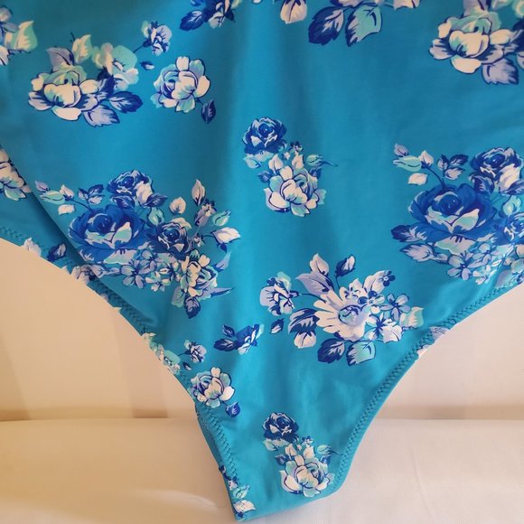 Cupshe One Piece Floral Blue Swimsuit Ruffle Shoulder Sleeves Size 3XL - Picture 4 of 9